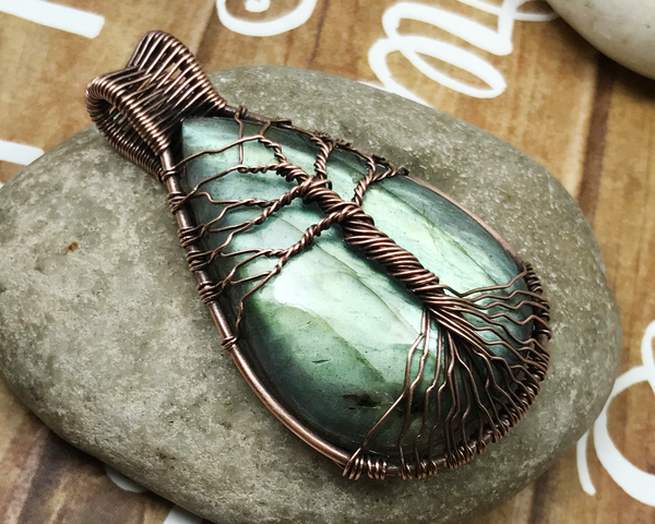 Oxidized Copper Wire Woven Teardrop Green Labradorite Tree Of Life